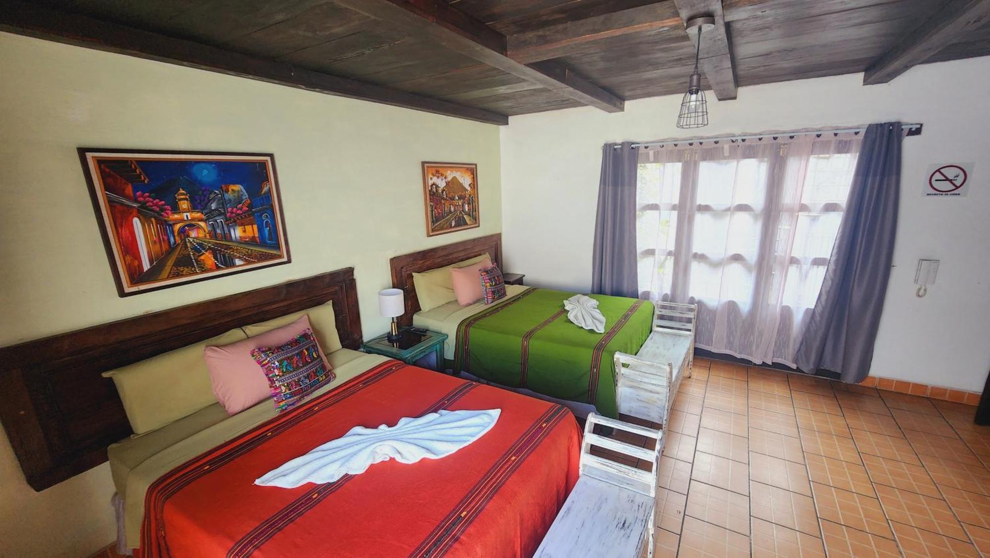 Magnolias Hotel Antigua Room photo