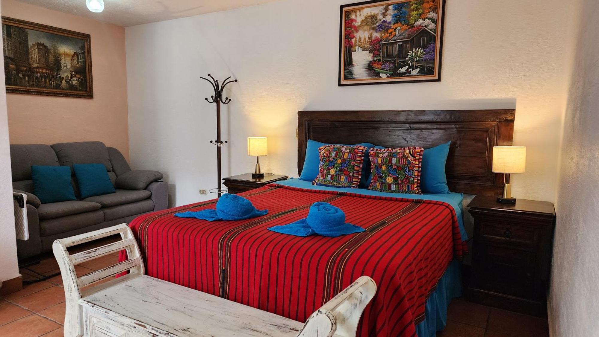 Magnolias Hotel Antigua Room photo
